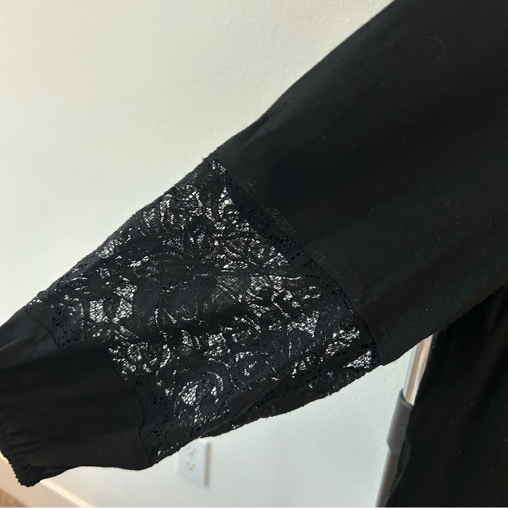 Joie Coastal Black Floral Lace Blouse - Picture 3 of 6